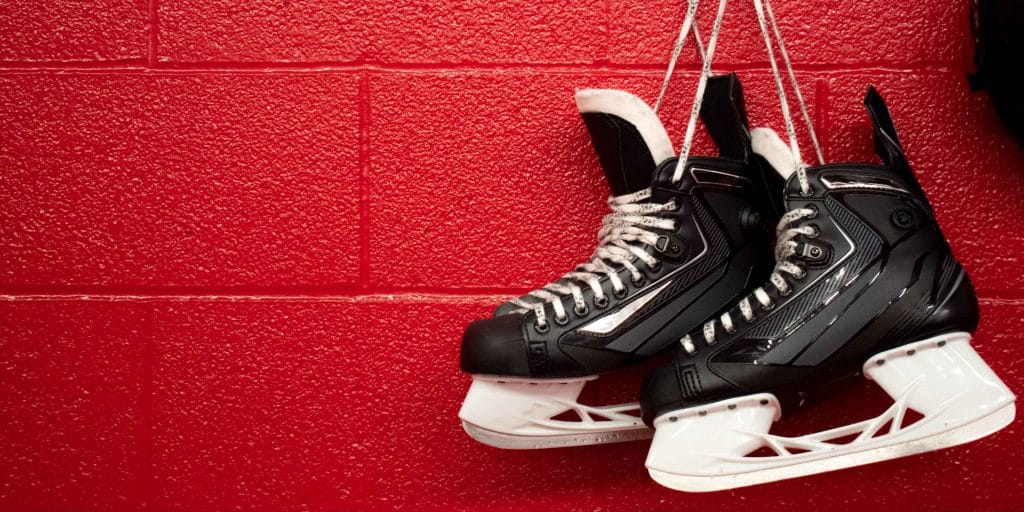 Sepatu Ice Hockey atau Hoki Es